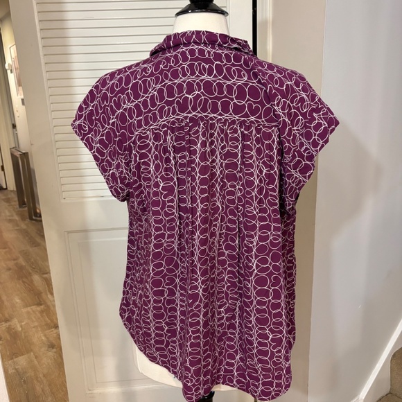 Maeve - Anthropologie - cute plum top. Size L - Picture 2 of 3